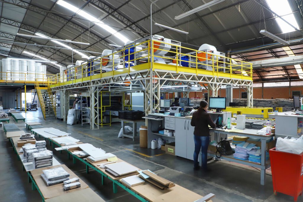 industria-paranaense-cresce-1,2%-em-marco-e-alcanca-melhor-resultado-do-sul
