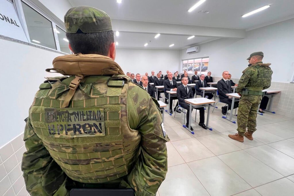 de-olho-na-fronteira:-pmpr-tem-soldados-em-formacao-pela-primeira-vez-em-guaira