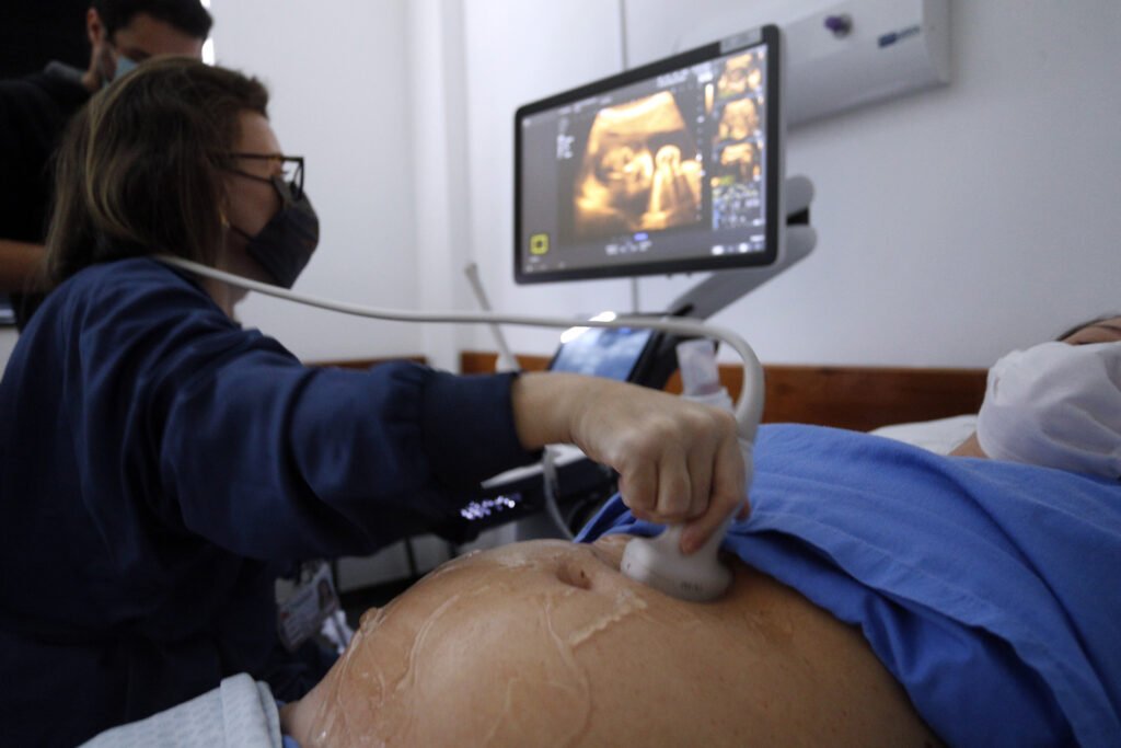 parana-investe-em-capacitacao-de-profissionais-para-reduzir-mortalidade-materna-e-infantil