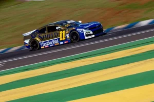 Witold Ramasauskas em ação no Autódromo de Cascavel (Luciano Santos / NASCAR Brasil)