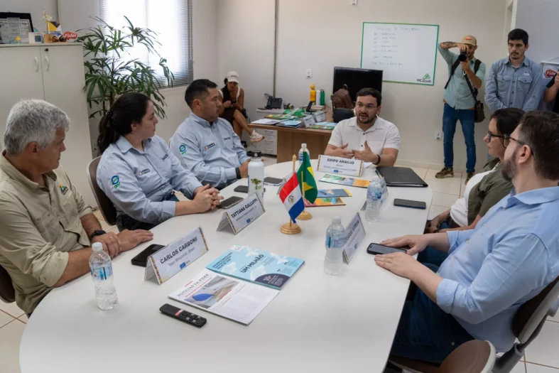 Itaipu e governos do Brasil e do Paraguai promovem visita técnica a produtores de tilápia
