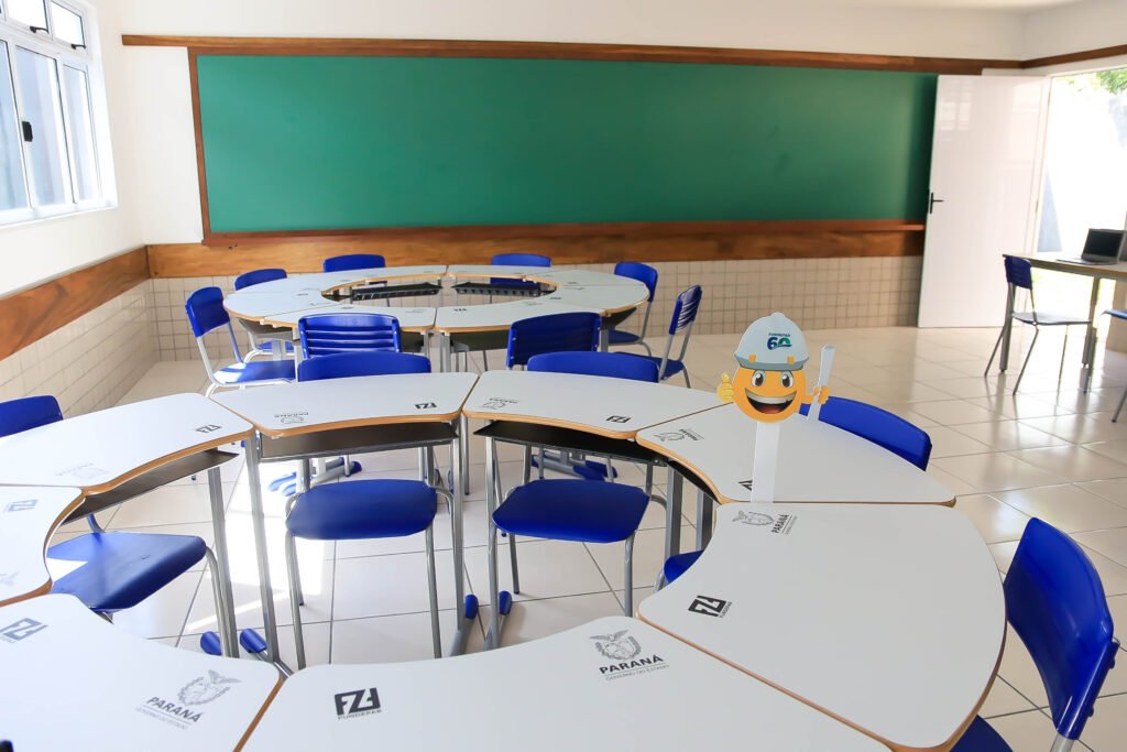 parana-investe-r$-525,7-milhoes-em-mobiliario-das-escolas-estaduais-em-8-anos