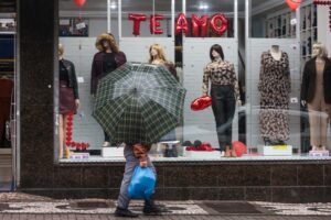 dia-dos-namorados:-procon-pr-orienta-consumidores-sobre-compras-e-trocas-de-presentes 
