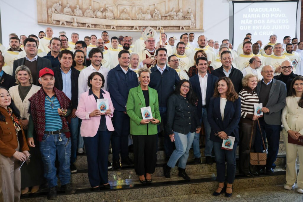governador-ratinho-junior-participa-da-festa-do-sagrado-coracao-de-jesus-em-londrina