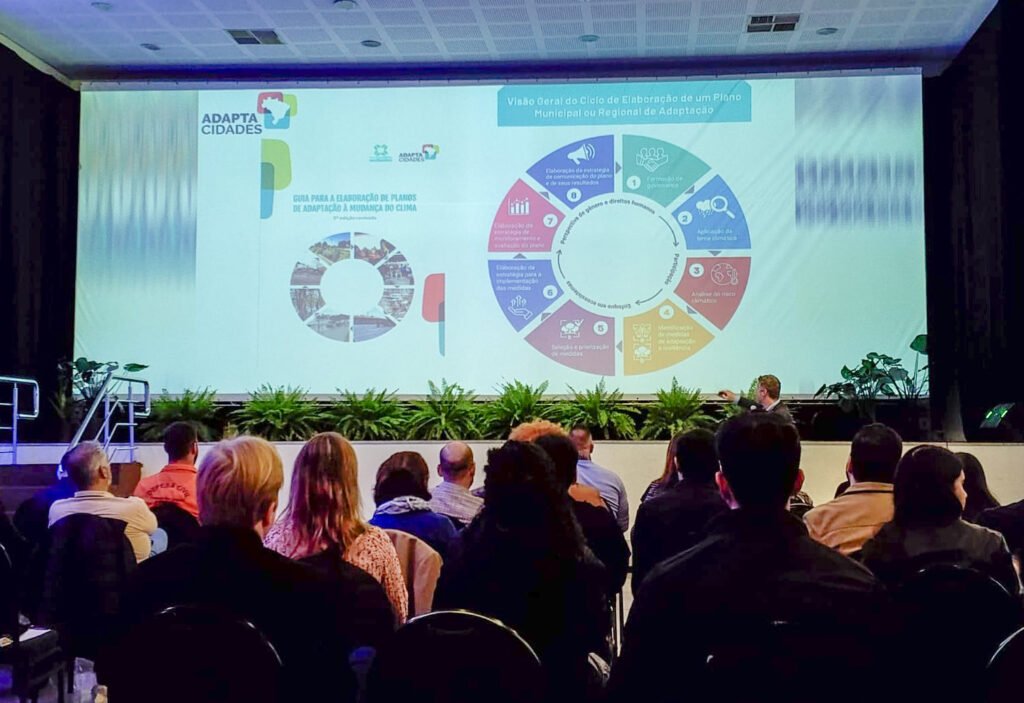 nove-municipios-do-parana-iniciam-planos-de-adaptacao-as-mudancas-climaticas