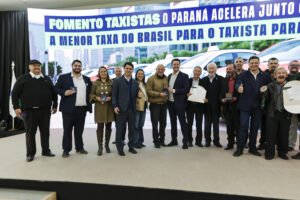em-reuniao-com-taxistas,-governador-destaca-linha-de-credito-para-a-categoria