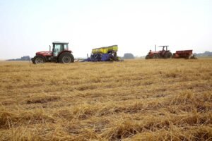 brde-leva-conhecimento-de-cenarios-economicos-a-encontro-de-governanca-agro-em-ponta-grossa
