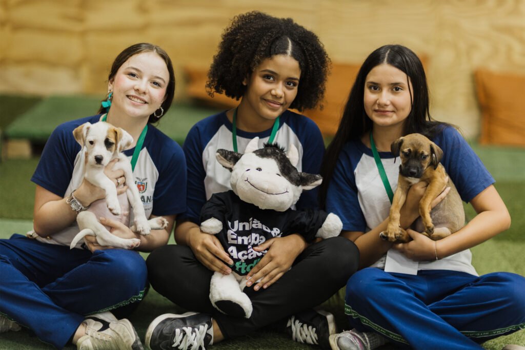 com-campanhas-sobre-protecao-animal,-alunos-da-rede-estadual-impactam-a-comunidade