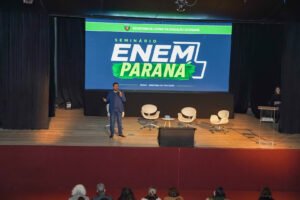 secretaria-da-educacao-promove-seminario-de-formacao-para-o-enem-2026