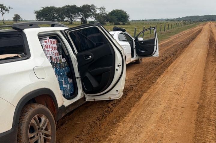 pmpr-apreende-veiculos-e-cigarros-e-prende-homem-na-divisa-do-parana-com-mato-grosso-do-sul