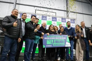 estado-entrega-reforma-e-quadra-coberta-aguardada-ha-anos-em-escola-de-pinhais