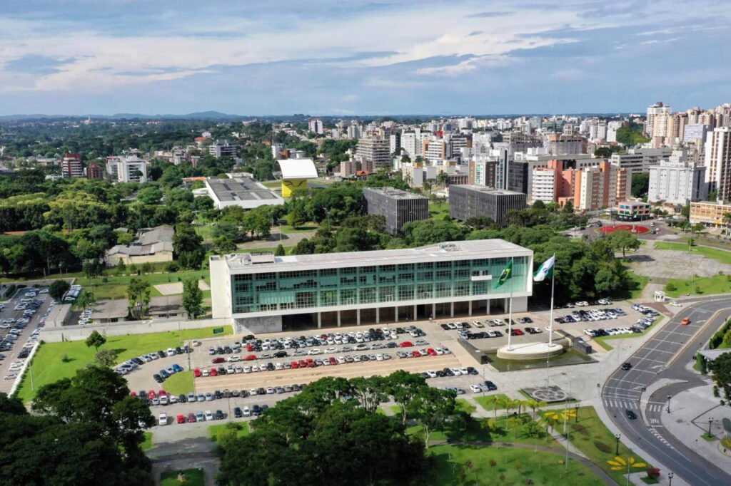 governo-do-parana-nomeia-1.668-aprovados-em-cinco-concursos-publicos