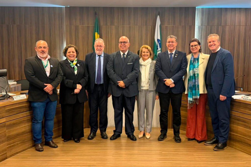 parana-investe-15%-do-orcamento-em-saude-e-supera-minimo-constitucional-no-1.o-quadrimestre