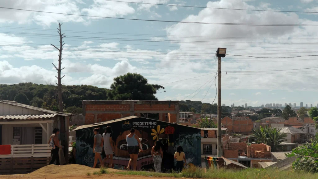 Curta documentário traz a luta de mulheres pela moradia na periferia de Curitiba