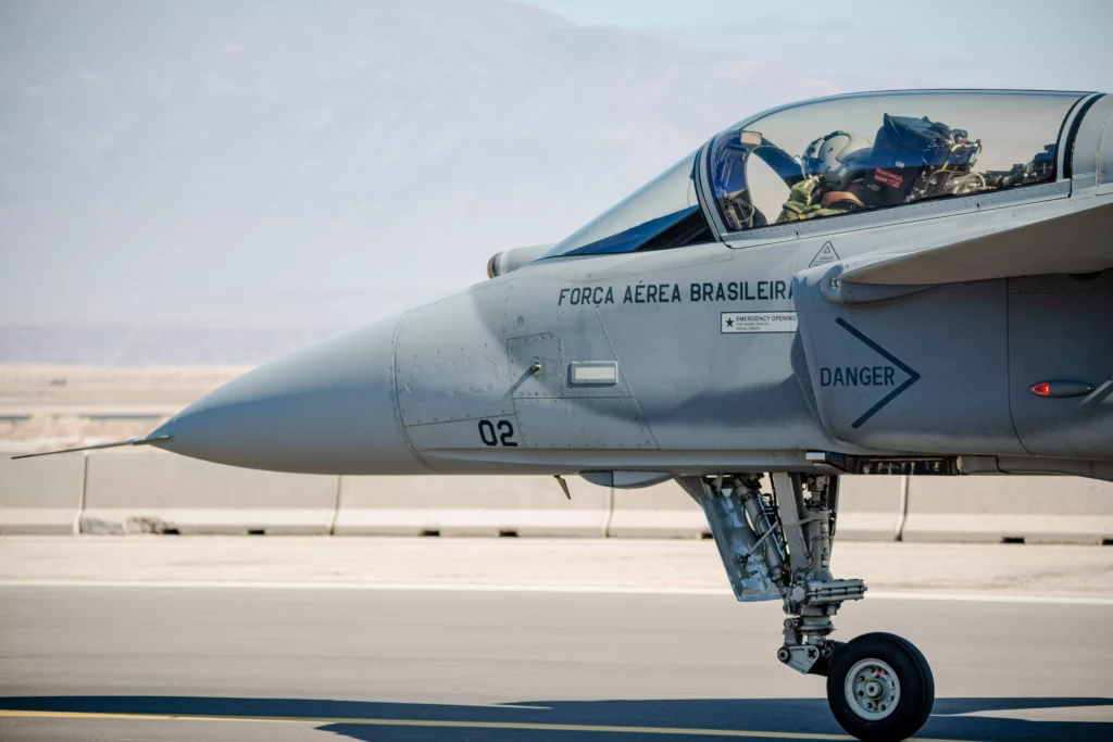Caças supersônicos F-39E Gripen no Exercício Multidomínio SALITRE 2026. Crédito: Divulgação / Saab