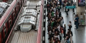 sp:-greve-na-cptm-paralisa-parcialmente-tres-linhas-de-trens