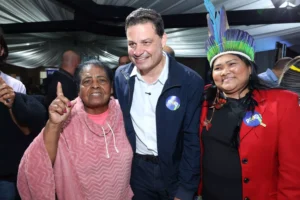 Sandro Alex reforça importância de políticas para mulheres nos 20 anos da Lei Maria da Penha