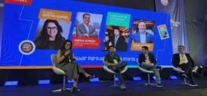 divulgação SVE Patrícial Albanez (Sebrae- PR), Adonai Arruda Filho (Serra Verde Express), Rafael Folmann (Viação Graciosa) e Claiton Armelin (CVC Corp)