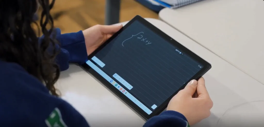 Samsung e Governo do Paraná mostram como a tecnologia está transformando a educação pública com gestão inteligente e aprendizagem conectada