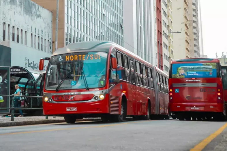 onibus ligeirao curitiba