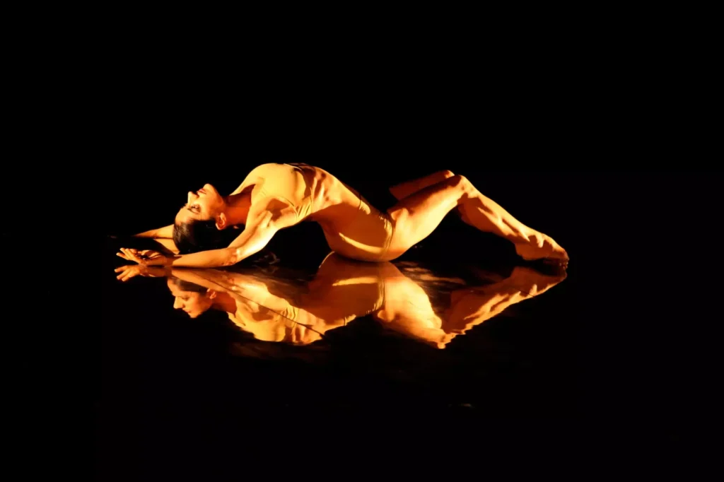 MOMIX – BOTANICA