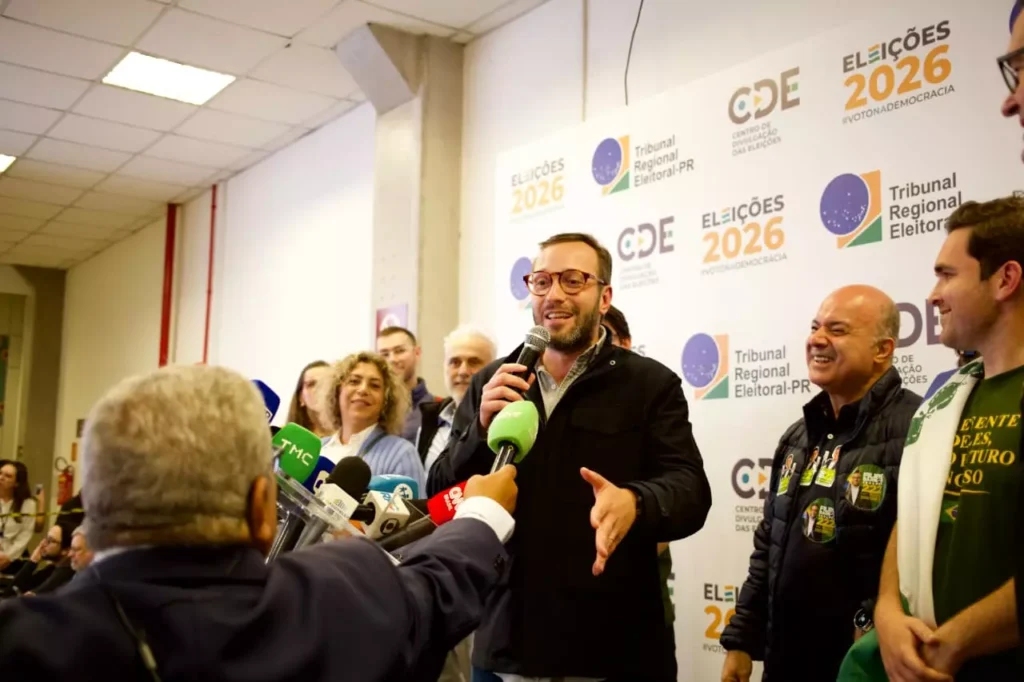 FILIPE BARROS eleito senador do parana 2026