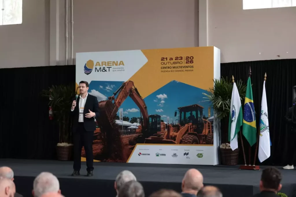 Prefeito-de-Fazenda-Rio-Grande-Marco-Marcondes-participa-da-Solenidade-de-Abertura-da-ARENA-M-T