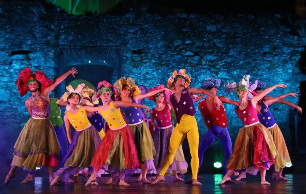 Curitiba Cia de Dança leva espetáculo inédito ao Festival de Primavera de Curitiba. Apresentações são gratuitas