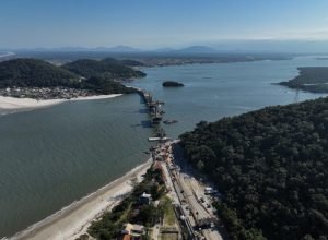 ponte-de-guaratuba-recebe-premio-de-melhor-obra-rodoviaria-do-pais-na-categoria