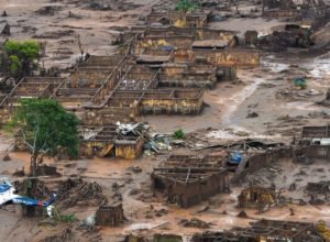 hoje-e-dia:-finados,-tragedia-de-mariana-e-favelas-em-destaque