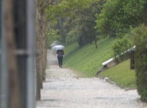 frio-fora-de-epoca:-outubro-registrou-ate-2°c-abaixo-da-media-historica-no-parana