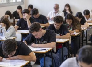 vestibular-da-uem-tem-a-menor-abstencao-em-13-anos-entre-os-concursos-de-verao