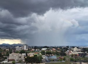 tornados,-supercelulas-ou-microexplosoes:-simepar-explica-fenomenos-na-primavera