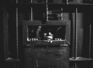 mis-pr-promove-visita-guiada-noturna-em-exposicao-com-tematica-carceraria