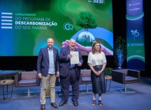 brde-firma-parceria-para-apoiar-descarbonizacao-da-industria-paranaense