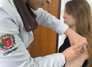 parana-inicia-vacinacao-contra-virus-sincicial-respiratorio-48-horas-apos-receber-doses