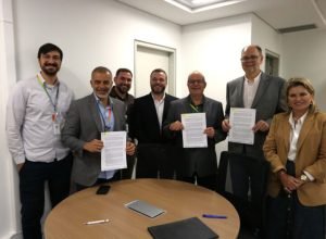 estado-firma-parceria-com-cnpem-para-cooperacao-em-ia-e-materiais-sustentaveis-na-uel