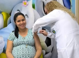 368-cidades-do-parana-ja-aplicam-doses-da-vacina-contra-o-virus-sincicial-respiratorio