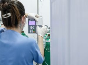 estado-publica-edital-do-concurso-publico-com-641-vagas-para-o-quadro-proprio-da-saude
