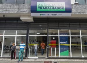 rede-sine-do-parana-encerra-2025-com-lideranca-nacional-na-intermediacao-de-empregos