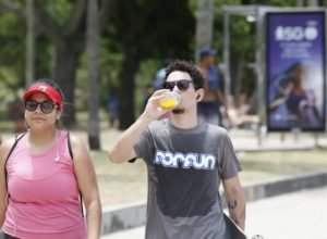 natal-tem-sol-forte-e-calor-de-ate-40°c-no-rio-de-janeiro