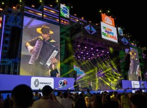 verao-maior:-murilo-huff-e-leo-&-raphael-abrem-fim-de-semana-do-sertanejo-em-pontal