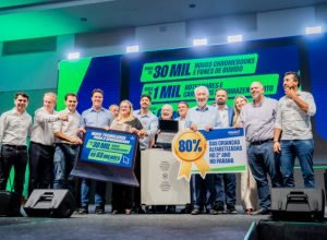 estado-anuncia-r$-63,5-milhoes-em-kits-tecnologicos-para-escolas-municipais
