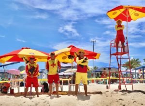 corpo-de-bombeiros-mantem-postos-de-guarda-vidas-ativos-no-litoral-ate-maio