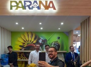 viaje-parana:-empresarios-comemoram-negocios-fechados-em-feira-em-portugal