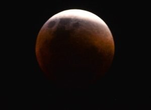 saiba-como-sera-a-lua-de-sangue-na-proxima-terca-feira