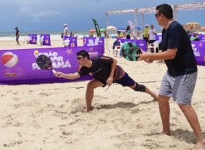 com-apoio-do-estado,-matinhos-recebe-interclubes-estadual-de-beach-tennis
