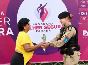 forcas-de-seguranca-realizam-conscientizacao-de-combate-a-violencia-contra-a-mulher