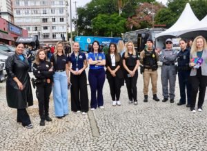 forcas-de-seguranca-participam-do-evento-mulheres-em-acao,-em-curitiba