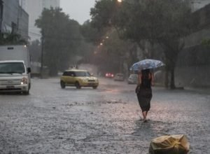 chuvas:-inmet-emite-aviso-de-grande-perigo-para-esta-quarta-feira